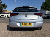 2016 Vauxhall Astra thumbnail 10