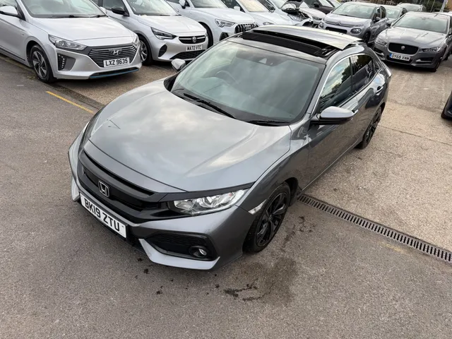 2019 Honda Civic — photo 4