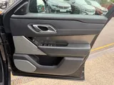 2017 Land Rover Range Rover Velar thumbnail 20