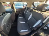 2014 Dacia Sandero thumbnail 30