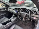 2017 Honda Civic thumbnail 27