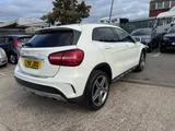 2018 Mercedes-Benz GLA thumbnail 12