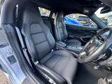 2019 Porsche 718 thumbnail 27