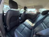 2019 Land Rover Range Rover Evoque thumbnail 32
