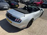 2018 Ford Mustang thumbnail 19