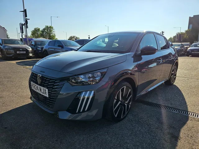 2024 Peugeot 208 — photo 4