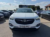 2018 Vauxhall Grandland X thumbnail 3