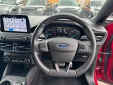 2019 Ford Focus thumbnail 26