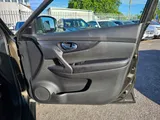 2016 Nissan X-Trail thumbnail 32