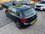 2018 Volkswagen Polo thumbnail 11