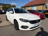 2017 Fiat Tipo thumbnail 4