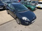 2016 Fiat Punto thumbnail 3