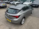2017 Vauxhall Astra thumbnail 7