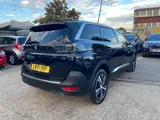 2021 Peugeot 5008 thumbnail 10