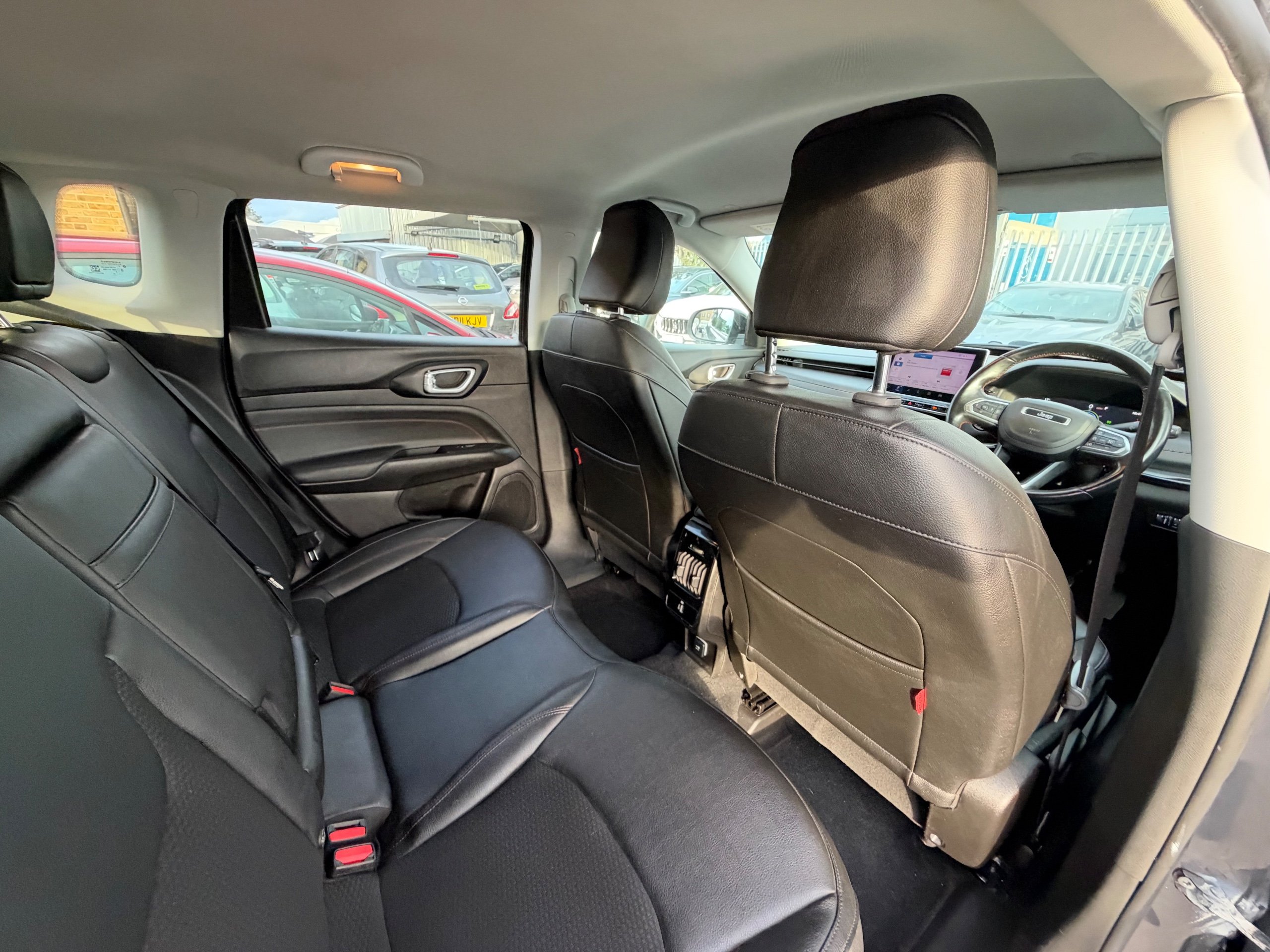 2022 Jeep Compass thumbnail 34