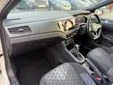2023 Volkswagen Polo thumbnail 46