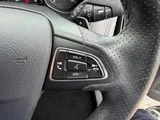 2017 Ford Focus thumbnail 22