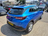 2019 Vauxhall Grandland X thumbnail 16