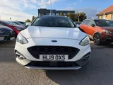 2019 Ford Focus thumbnail 7