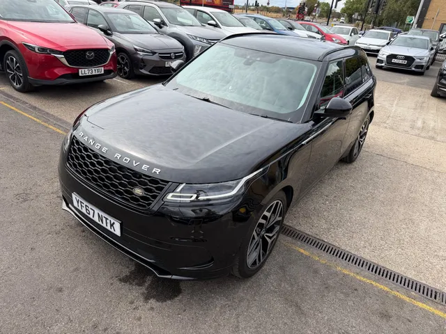 2017 Land Rover Range Rover Velar — photo 2