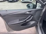 2017 Vauxhall Astra thumbnail 42