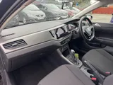 2018 Volkswagen Polo thumbnail 18