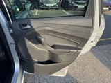 2018 Ford Kuga thumbnail 44