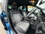 2017 Volkswagen Polo thumbnail 27