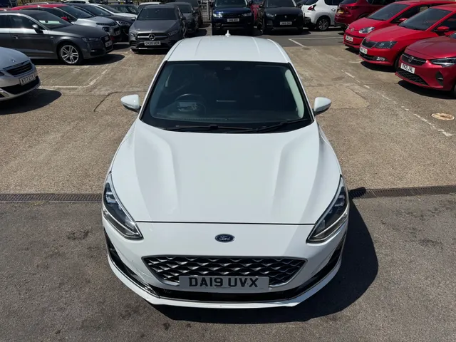 2019 Ford Focus — photo 3