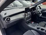 2018 Mercedes-Benz GLA thumbnail 22