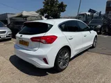2019 Ford Focus thumbnail 8