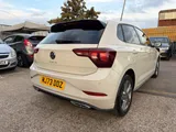 2023 Volkswagen Polo thumbnail 14