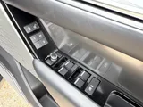 2017 Land Rover Range Rover Velar thumbnail 19
