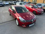 2017 Renault Clio thumbnail 5