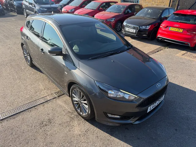 2018 Ford Focus — photo 4