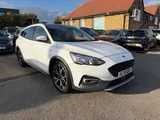 2019 Ford Focus thumbnail 5