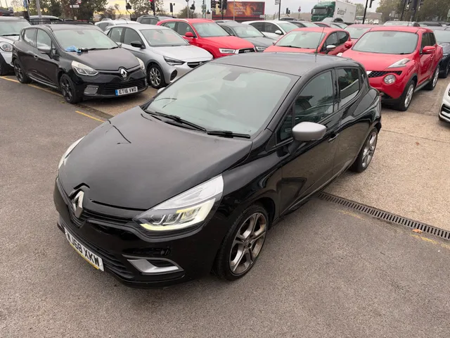 2018 Renault Clio — photo 2