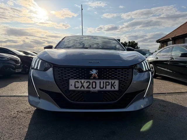 2020 Peugeot 208 — photo 5