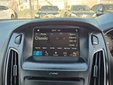 2017 Ford Focus thumbnail 36