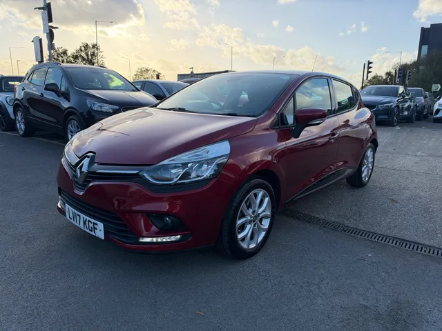 2017 Renault Clio — photo 2