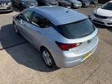 2016 Vauxhall Astra thumbnail 45