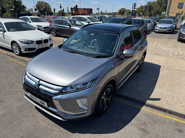 2019 Mitsubishi Eclipse Cross — photo 2