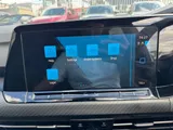 2021 Volkswagen Golf thumbnail 29