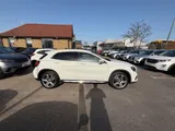 2018 Mercedes-Benz GLA thumbnail 5