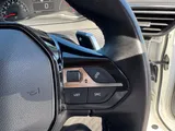 2021 Peugeot 2008 thumbnail 23