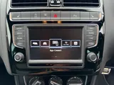 2017 Volkswagen Polo thumbnail 32