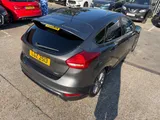 2018 Ford Focus thumbnail 10