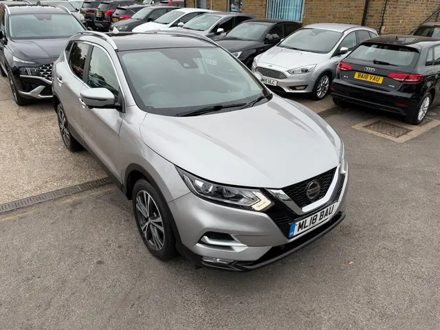 2018 Nissan Qashqai — photo 2