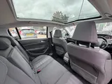 2018 Peugeot 308 thumbnail 19