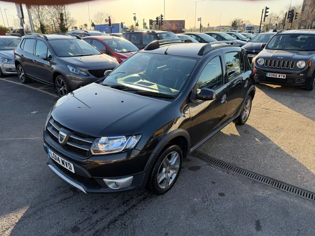 2014 Dacia Sandero — photo 2